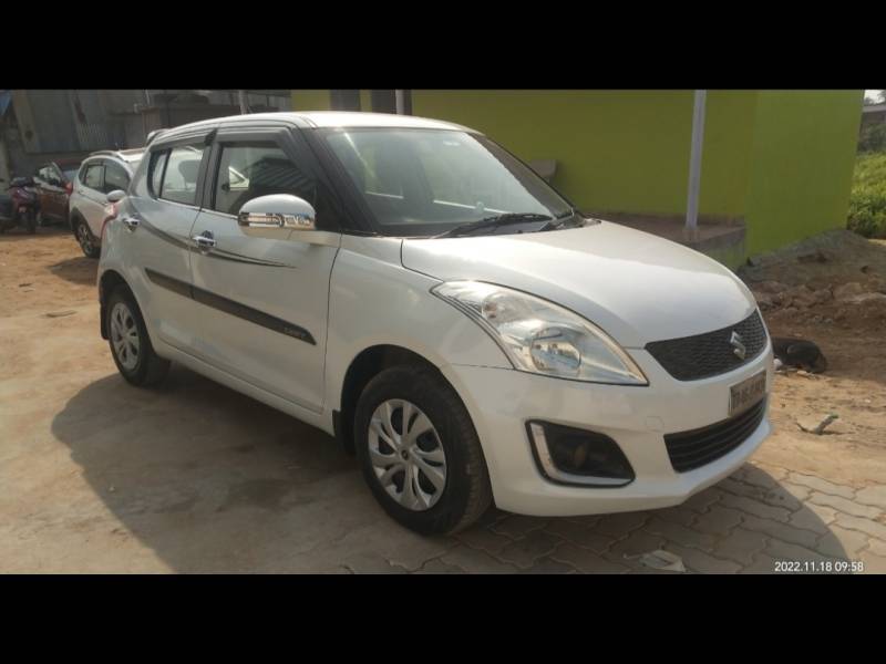 Maruti Suzuki Swift VXi