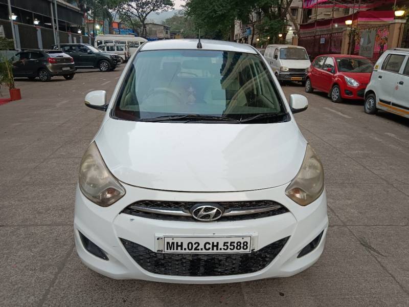 Hyundai i10 Sportz 1.2 AT