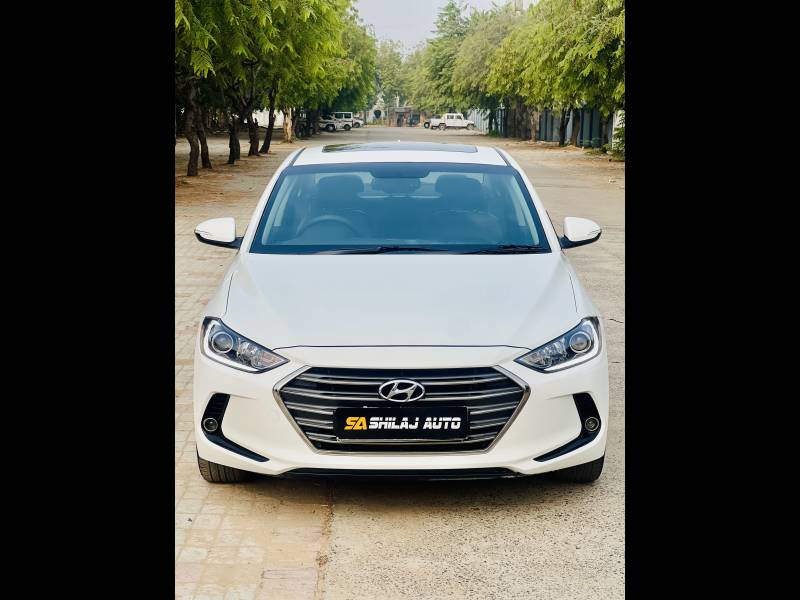 Hyundai Elantra 1.6 SX (O) AT