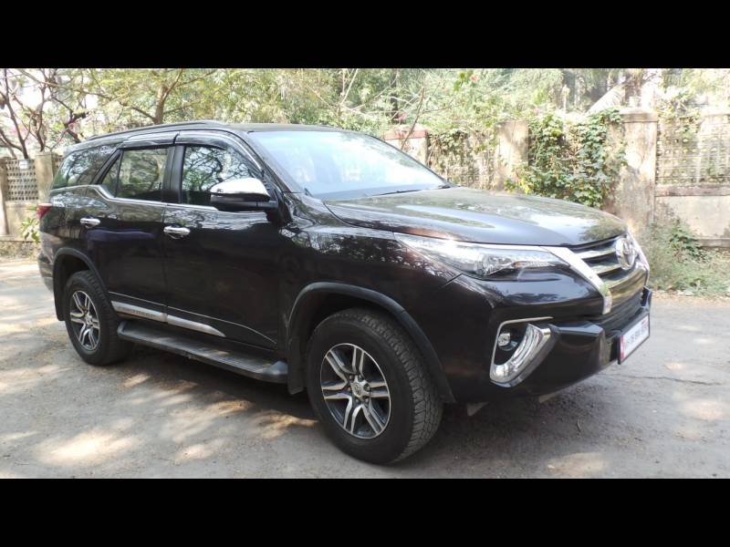 Toyota Fortuner 2.8 4x2 AT