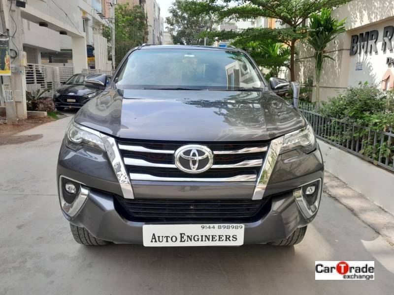 Toyota Fortuner 2.8 4x2 AT