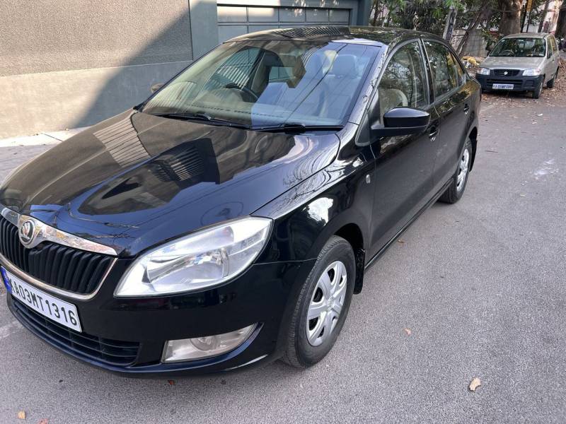 Skoda Rapid Ambition 1.6 MPI AT