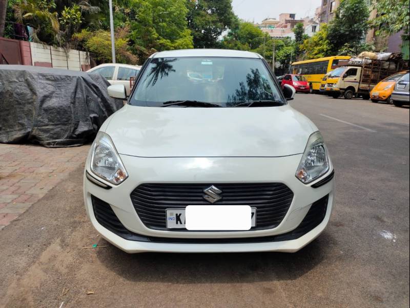 Maruti Suzuki Swift VXi AMT