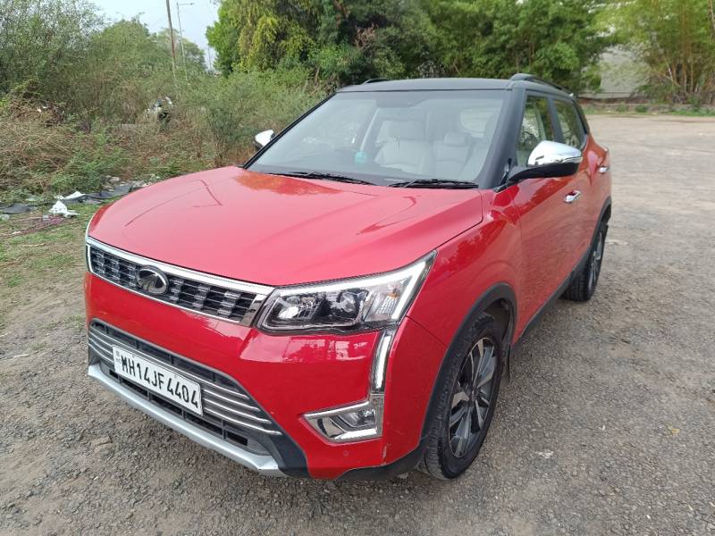 Mahindra XUV 300 W8 (O) 1.5 Diesel AMT