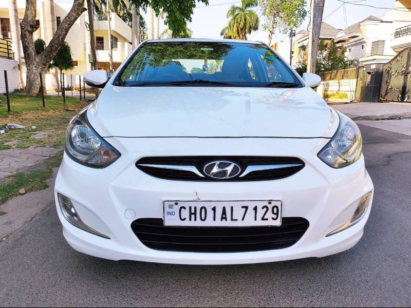 Hyundai Verna Fluidic 1.6 VTVT