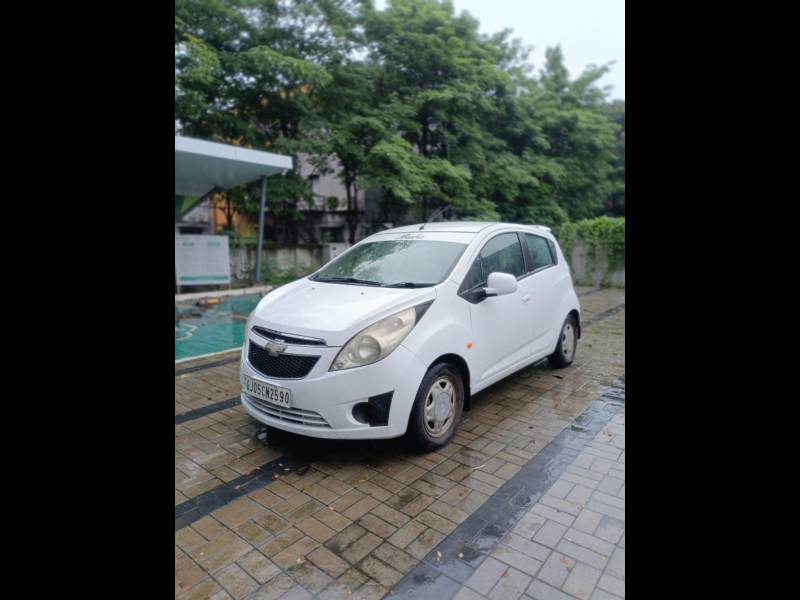 Chevrolet Beat LS Petrol