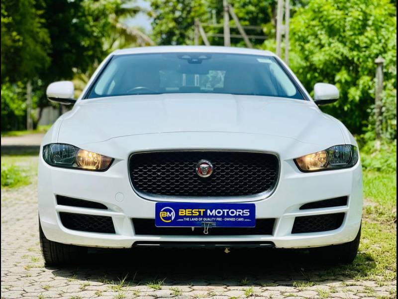 Jaguar XE Prestige Diesel