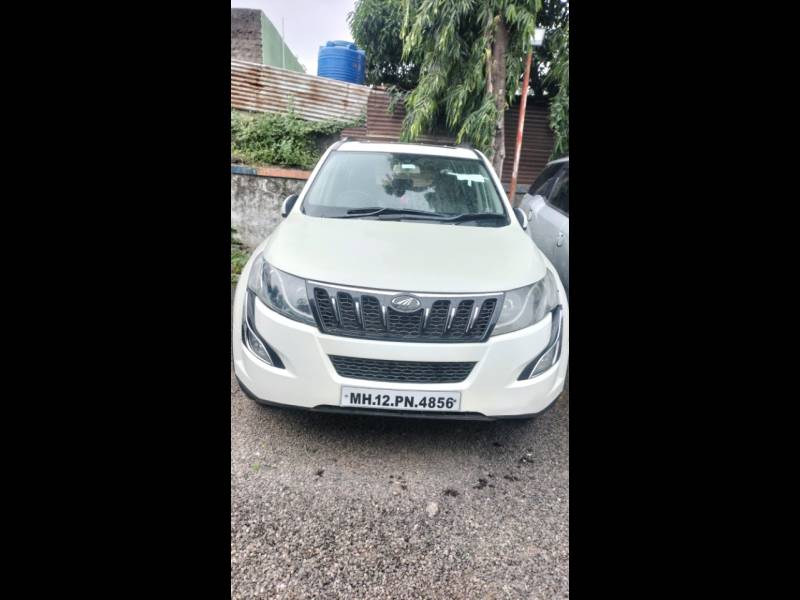 Mahindra XUV500 W10 FWD AT