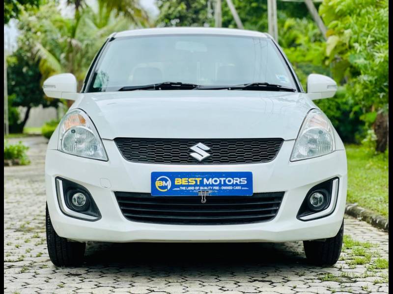 Maruti Suzuki Swift VXi