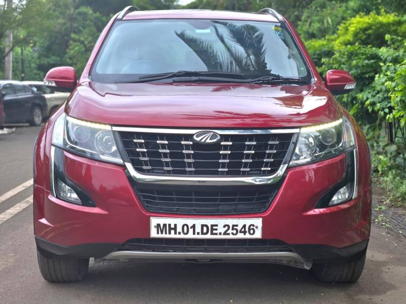 Mahindra XUV500 W11 (O) AT