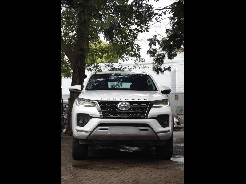 Toyota Fortuner 4X4 AT 2.8 Diesel