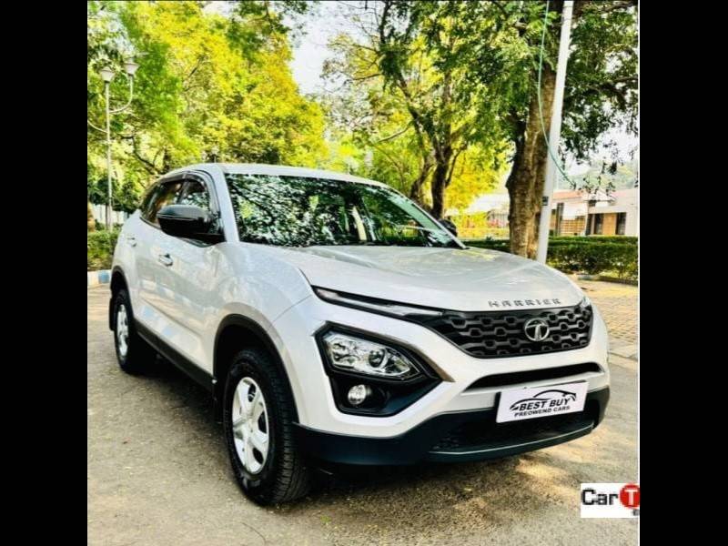 Tata Harrier XM