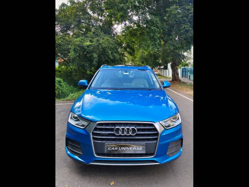 Audi Q3 35 TDI Premium + Sunroof