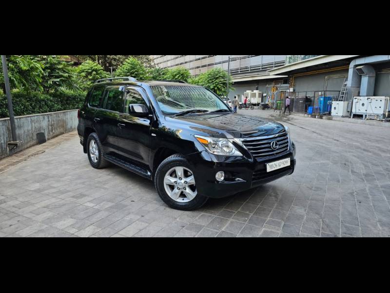 Lexus LX 570 V8 AT