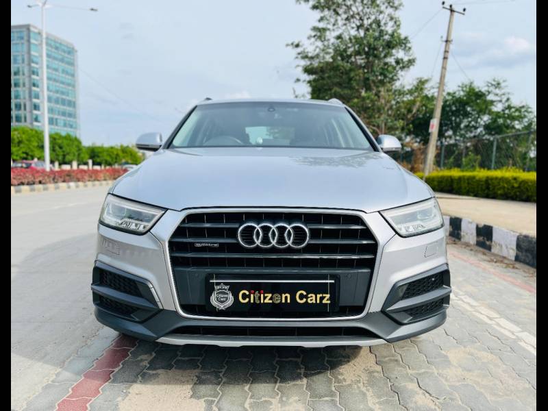 Audi Q3 35 TDI quattro Premium Plus