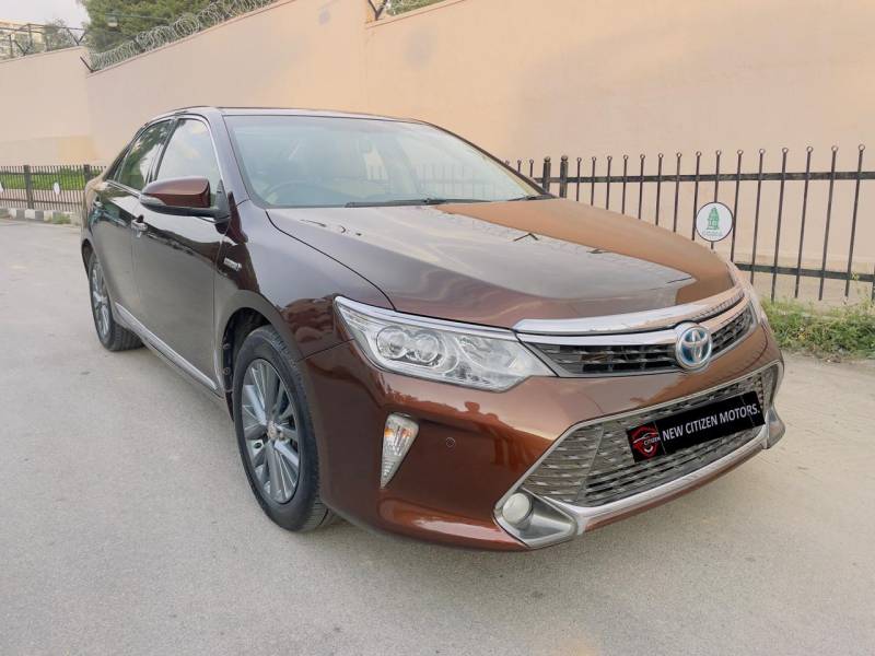 Toyota Camry Hybrid