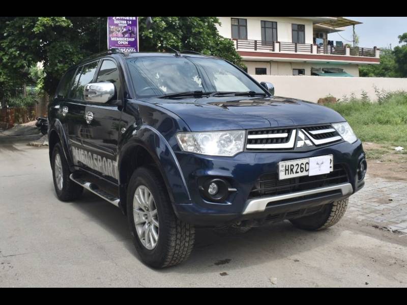 Mitsubishi Pajero Sport 2.5 AT