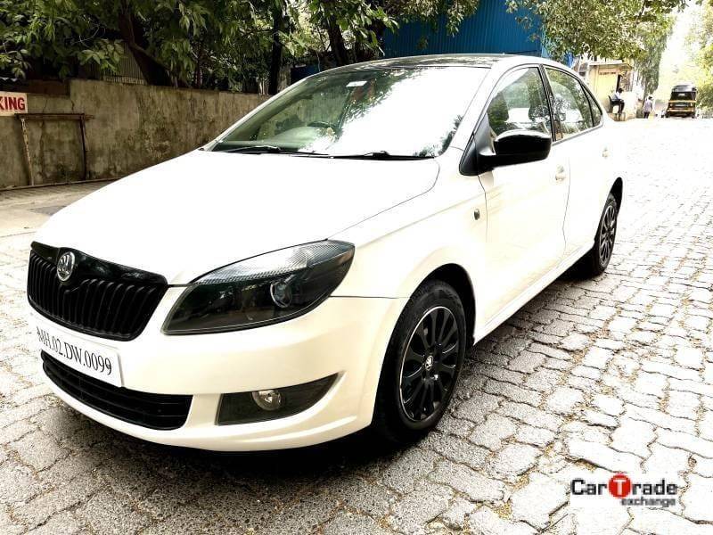 Skoda Rapid 1.6 MPI Style Plus Black Package AT