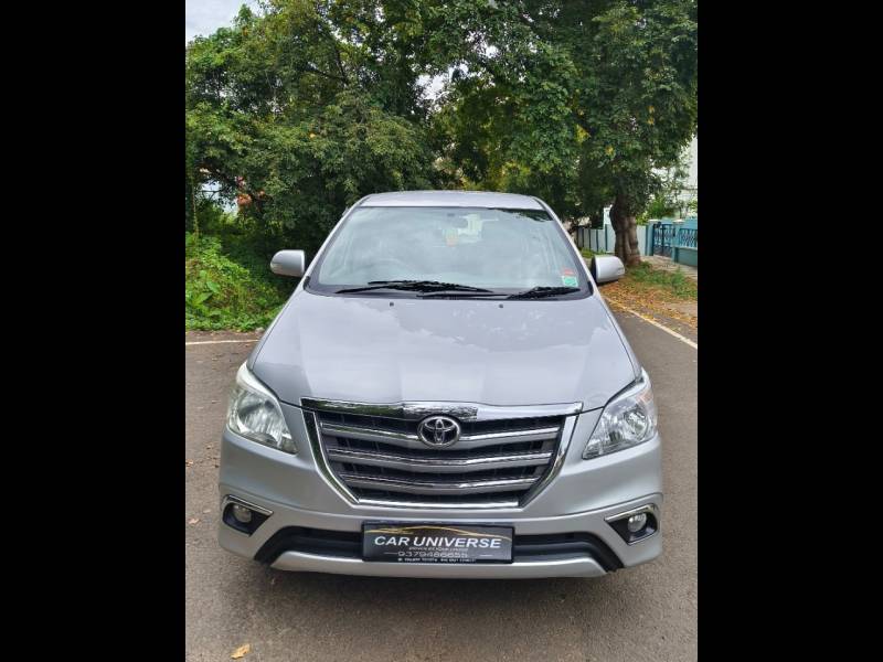 Toyota Innova 2.5 V 7 STR