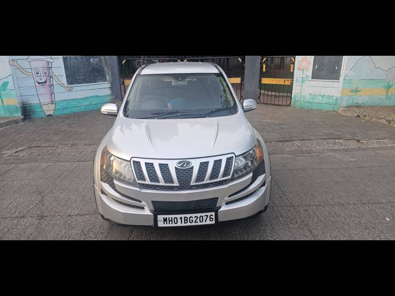 Mahindra XUV500 W6 4 X 2