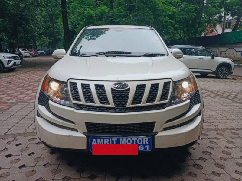 Mahindra XUV500 W8 FWD