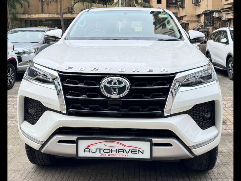 Toyota Fortuner 4X2 AT 2.8 Diesel