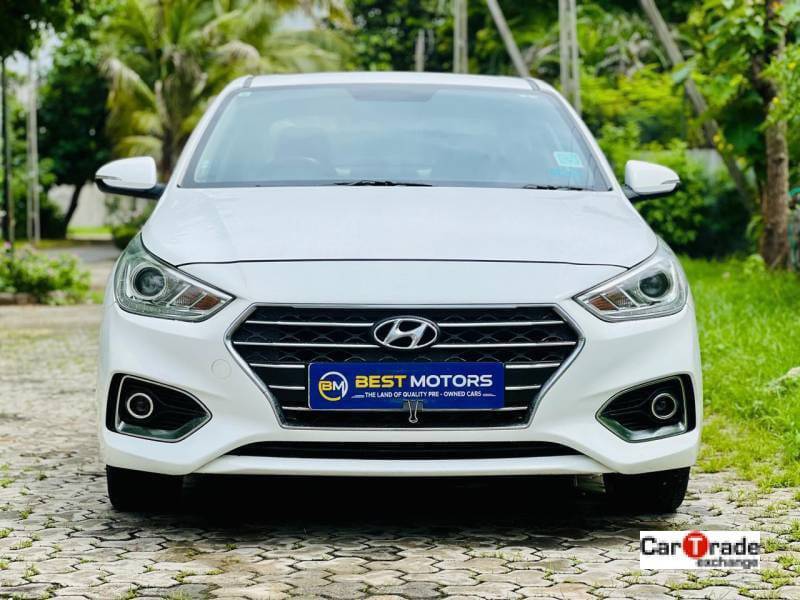 Hyundai Verna 1.6 CRDI SX Plus AT