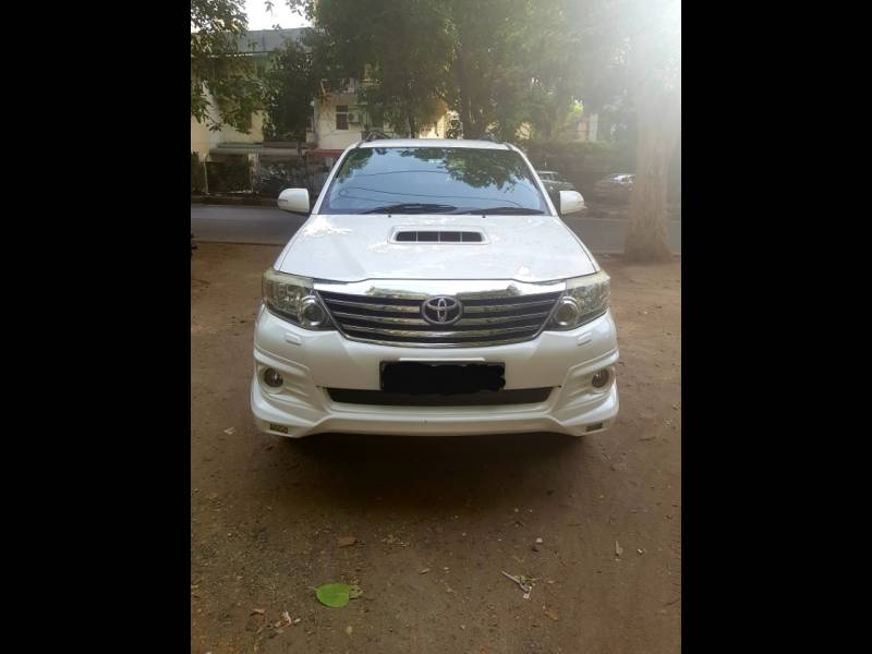 Toyota Fortuner 3.0 4X2 AT