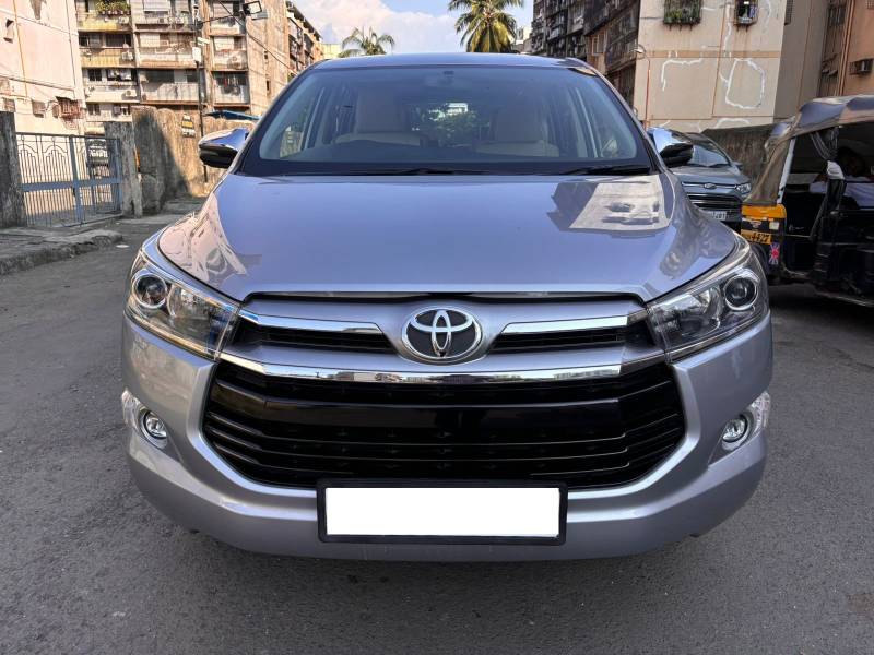 Toyota Innova Crysta 2.4 ZX 7 STR