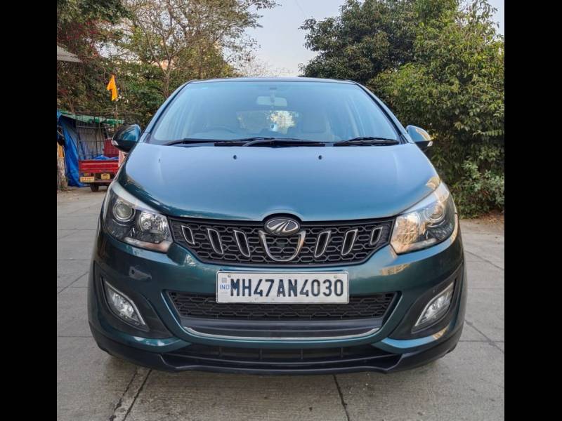 Mahindra Marazzo M6 8 STR