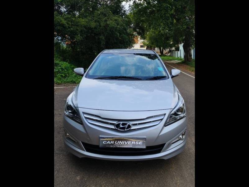 Hyundai Verna Fluidic 1.6 CRDI SX Opt