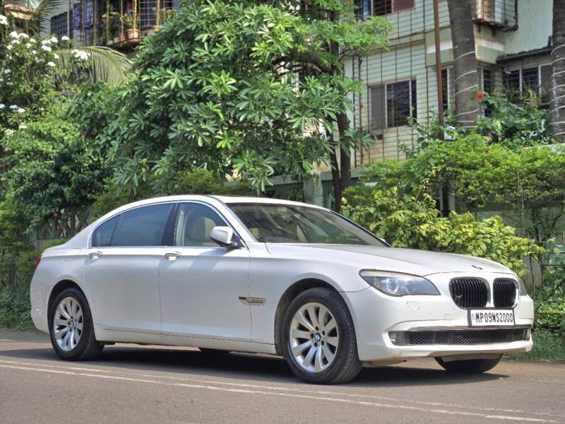 BMW 7 Series 730d Sedan