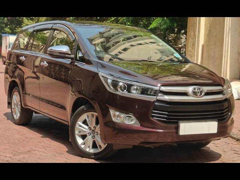 Toyota Innova Crysta 2.8 ZX AT 7 STR