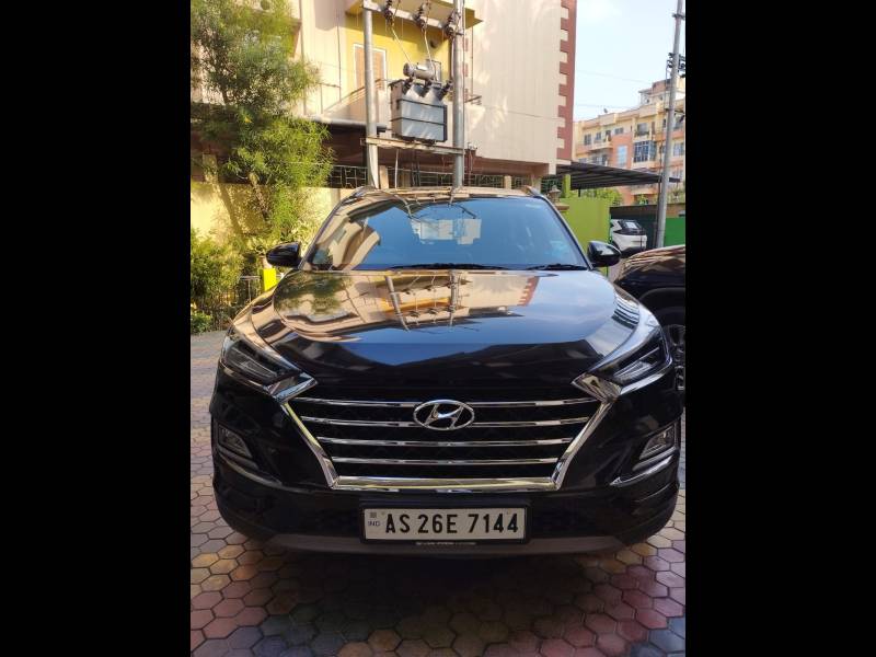 Hyundai Tucson Signature 2.0 4WD AT Diesel