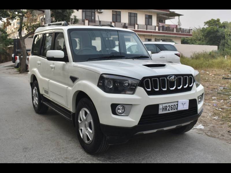 Mahindra Scorpio S9 2WD 7 STR