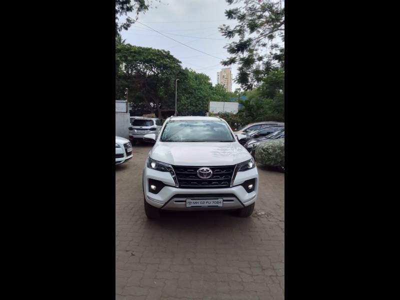 Toyota Fortuner 4X2 AT 2.8 Diesel