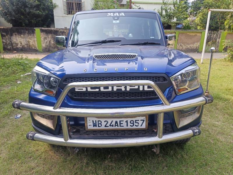 Mahindra Scorpio S10 4WD