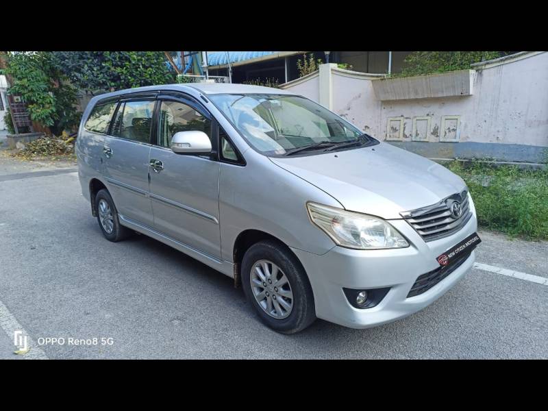 Toyota Innova 2.5 VX (Diesel) 8 STR Euro3