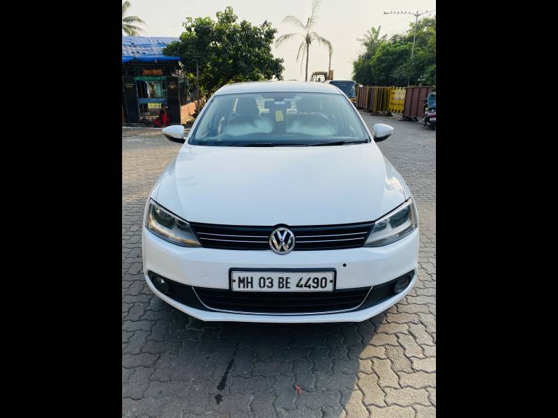 Volkswagen Jetta Highline TDI (AT)