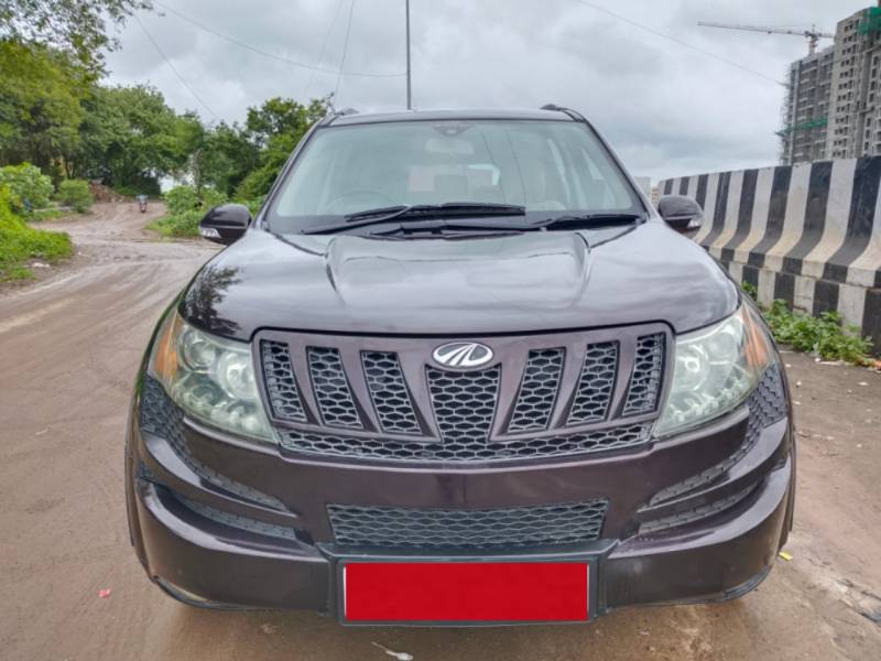 Mahindra XUV500 W8 FWD