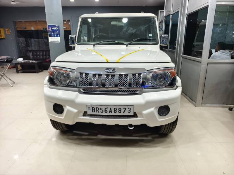 Mahindra Bolero SLE