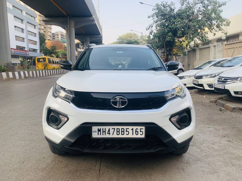 Tata Nexon XMA Petrol