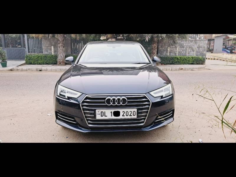 Audi A4 30 TFSI Premium Plus