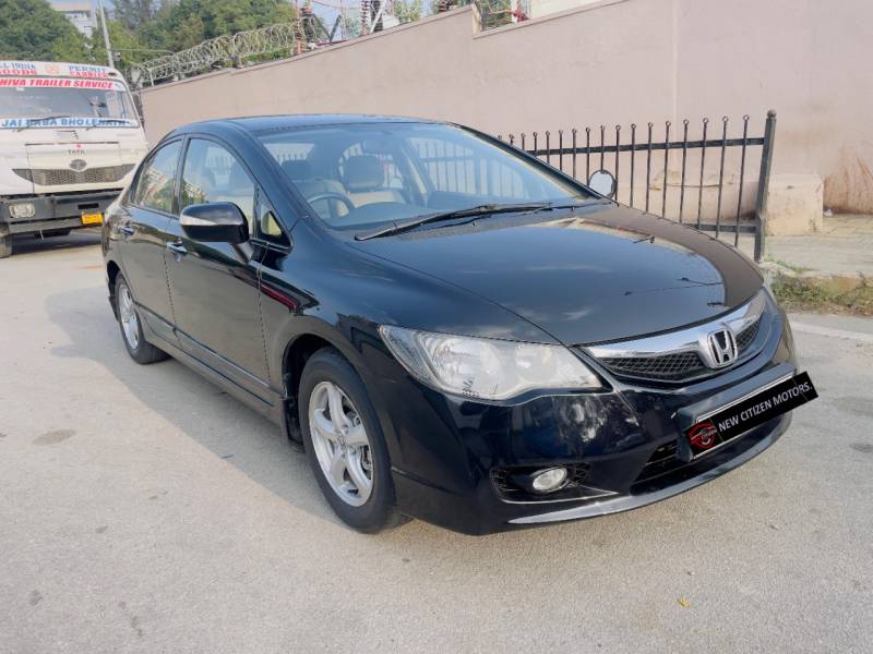 Honda Civic 1.8V AT