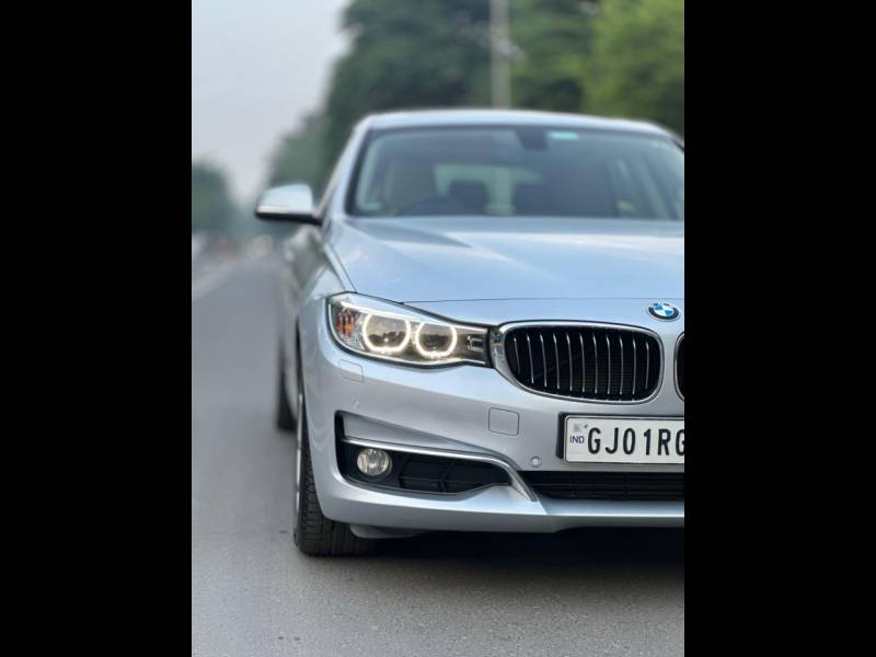 BMW 3 Series GT 320d Luxury Line