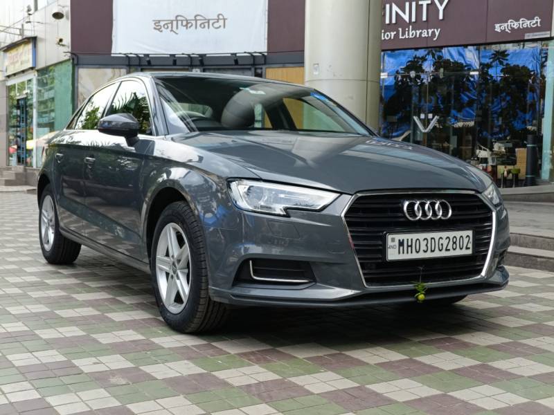 Audi A3 35 TDI Premium Plus + Sunroof