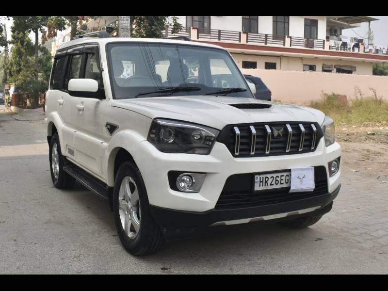 Mahindra Scorpio S7 140 2WD