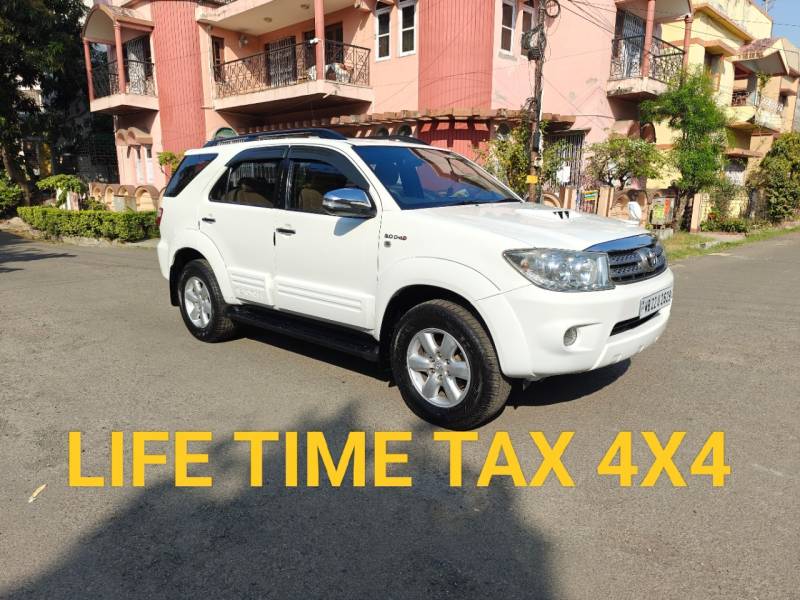 Toyota Fortuner 3.0 4X4 MT