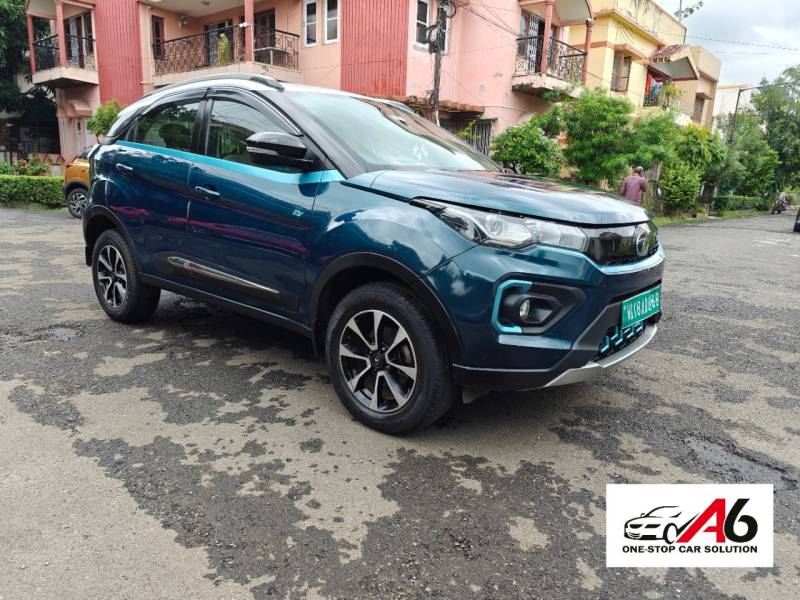 Tata Nexon EV XZ Plus LUX