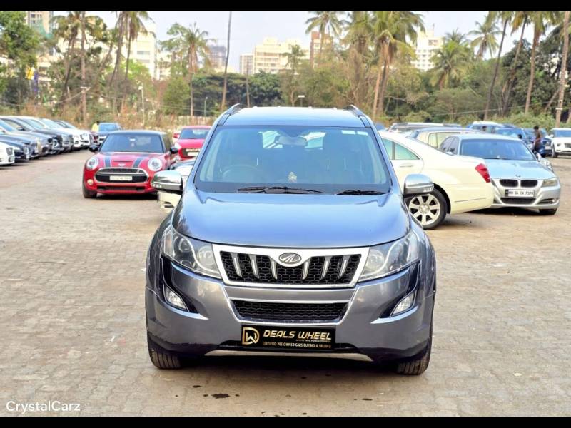 Mahindra XUV500 W6 FWD